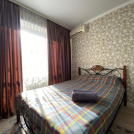 Medinahotelkz, #3, До Арбата 15 Мин Пешком, Halal Almaty Eksteriør bilde