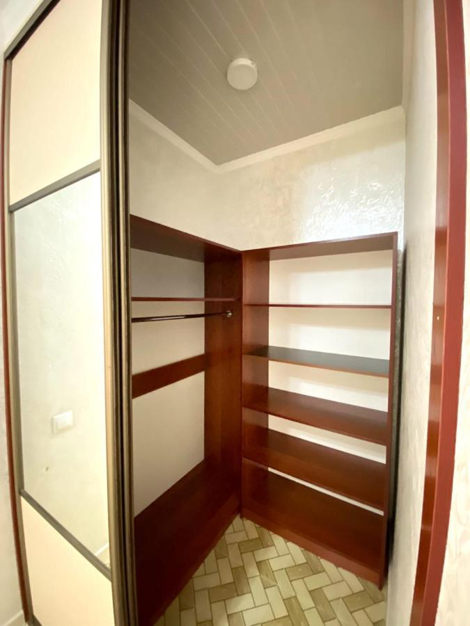 Medinahotelkz, #3, До Арбата 15 Мин Пешком, Halal Almaty Eksteriør bilde