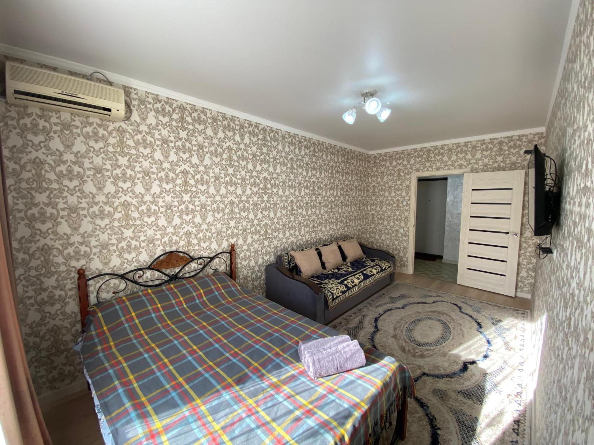 Medinahotelkz, #3, До Арбата 15 Мин Пешком, Halal Almaty Eksteriør bilde